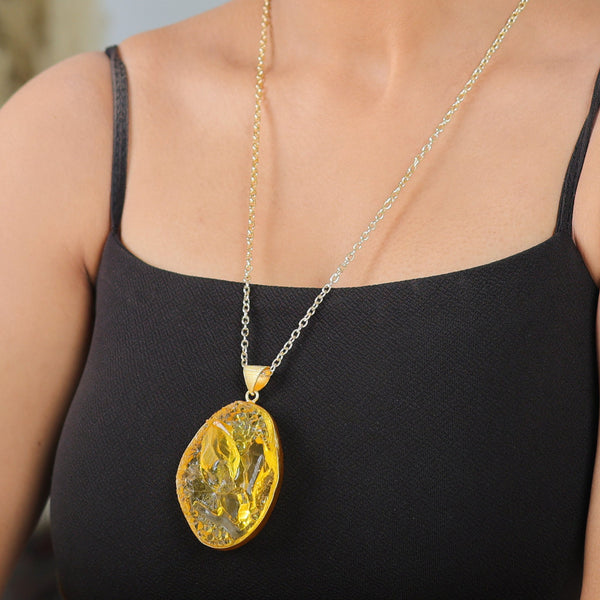 Big Yellow Stone Chain Pendant: 18K Gold Plated