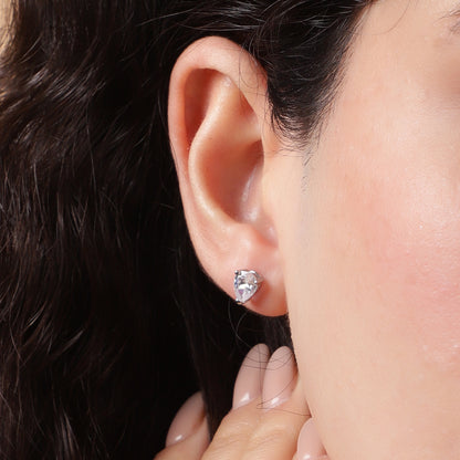 Elegance in Every Sparkle – Teardrop Diamond Stud Earrings