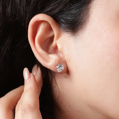 Radiance Redefined – Trillion-Cut Diamond Stud Earrings