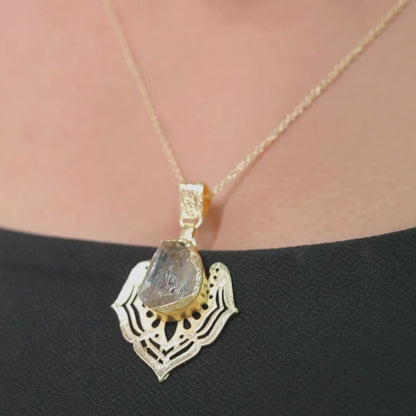 White Stone Chain Pendant