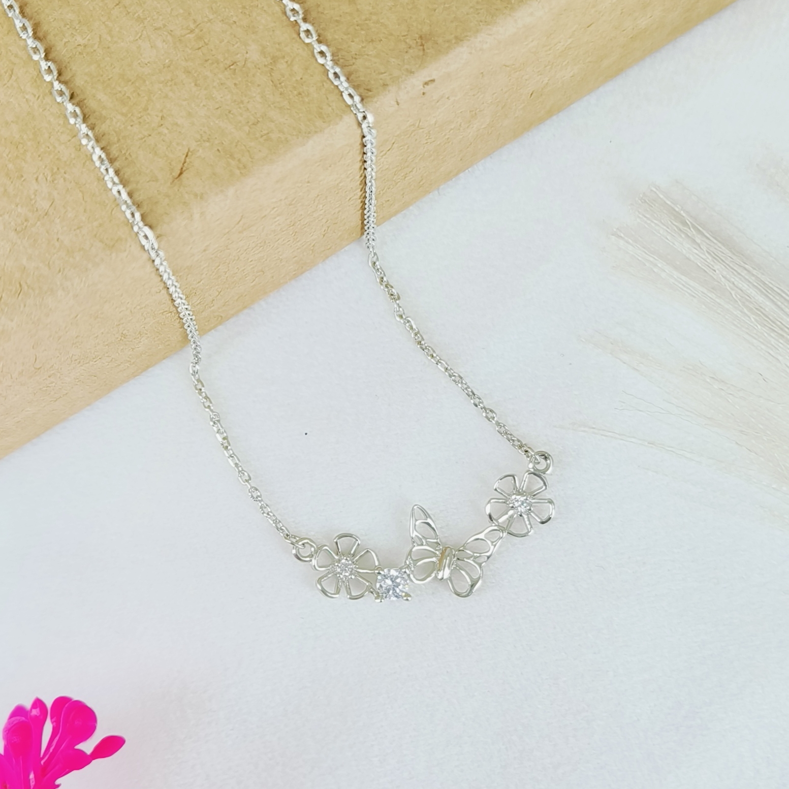 Dou Flower Butterfly  Necklace