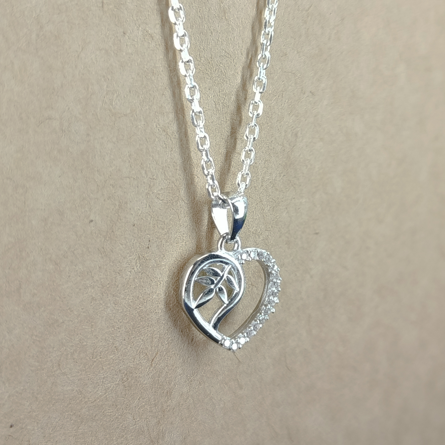 Heart with Patti Diamond Nacklace