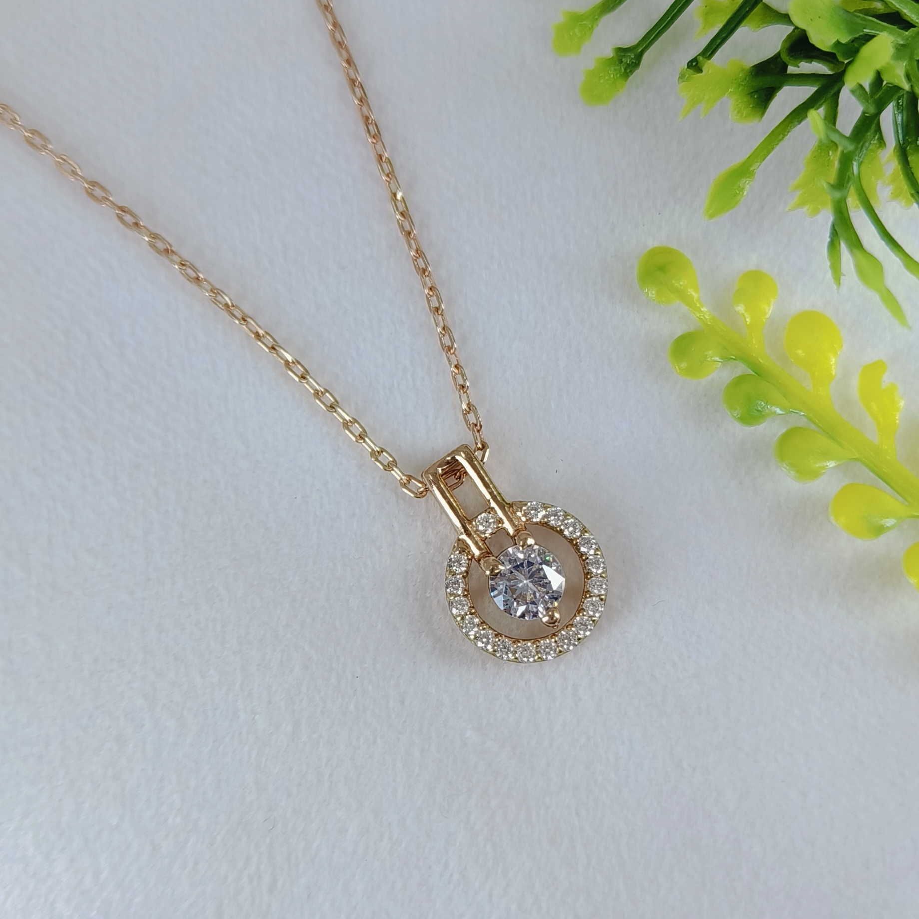 Zircon Star Rosegold Necklace